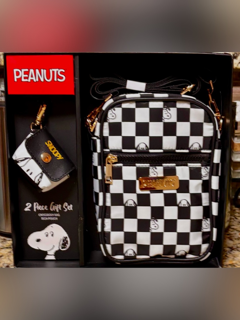 Peanuts-Snoopy 2-Piece Crossbody Bag & Tech Pouch Gift Set